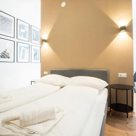 Modern 1-Bedroom Apartment Next To Praterstern Bécs Kültér fotó